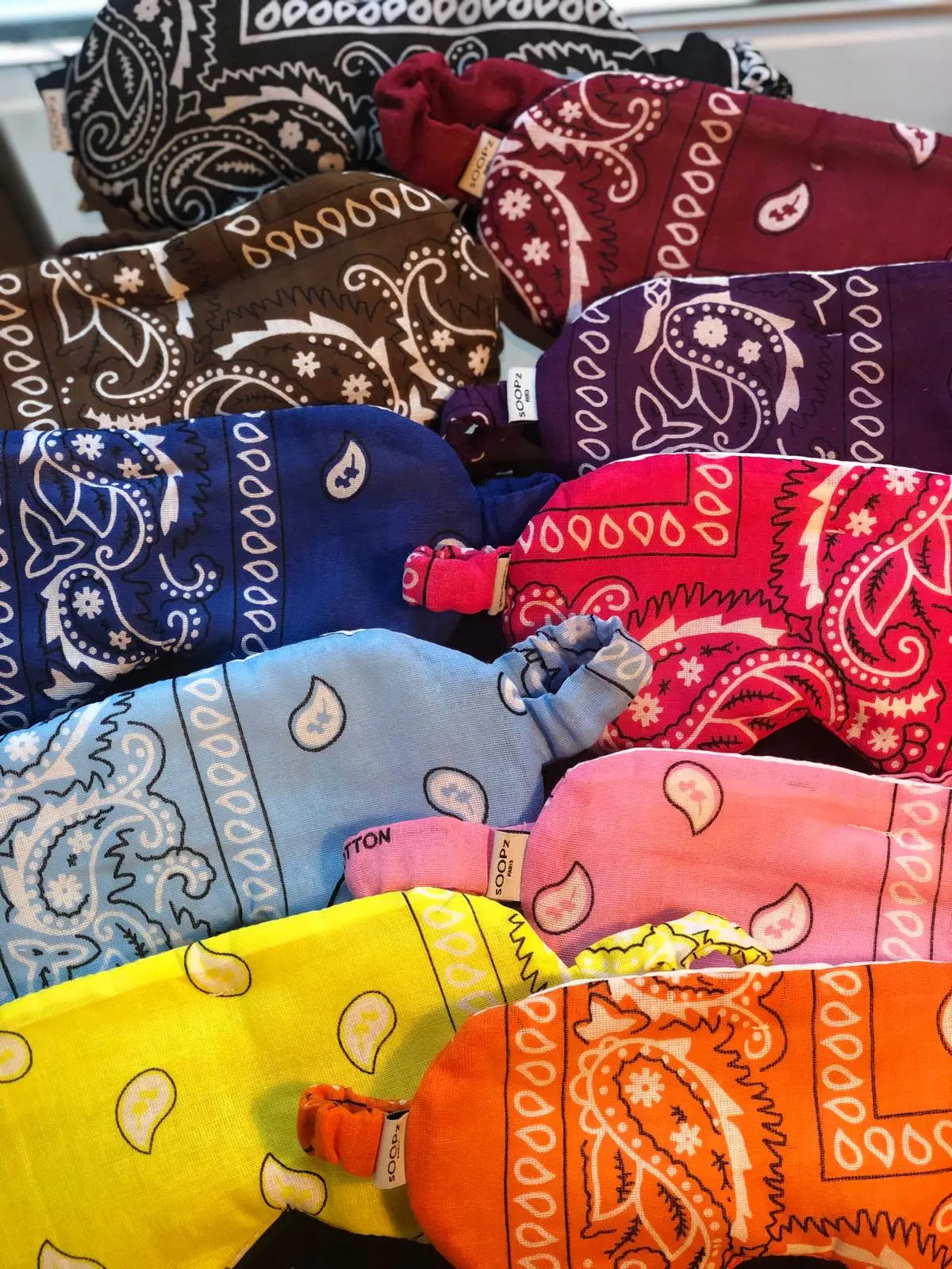 masques yeux bandana de différentes couleurs, aux graines de lin et lavande